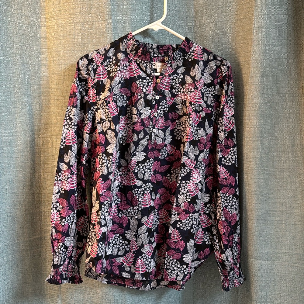 NWT Loft Long Sleeved Botanical Patterned Tunic Shirt Medium Navy and Pink